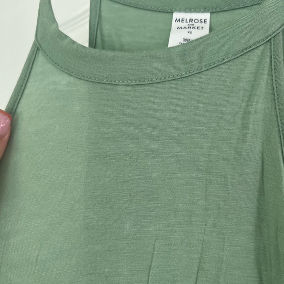 Melrose and Market Green Halter Tank SZ XS - Picture 2 of 4